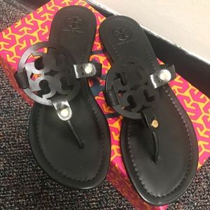 Tory Burch Leather Miller Sandal Size 7.5